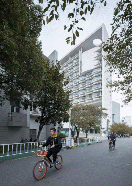 clip_image184.gif http://dgarch.cn/upload/day_190924/201909241211379621.jpg